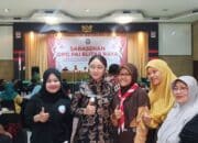 Wakil Wali Kota Blitar Resmi Pimpin PAI Blitar Raya, Terima Kehormatan Varietas Anggrek Baru “Elim Tyu Samba