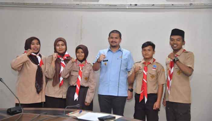 Jeffry Hibatullah Lepas Kontingen Pramuka Sawahlunto ke Perkemahan Pramuka Berkebutuhan Khusus Nasional 2025