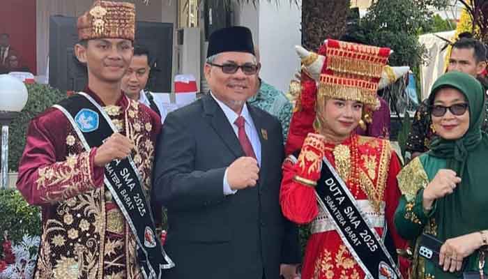 Ketua DPRD Sumbar, Muhidi saat Peringatan HUT RI ke-80 di Kantor Gubernur Sumbar