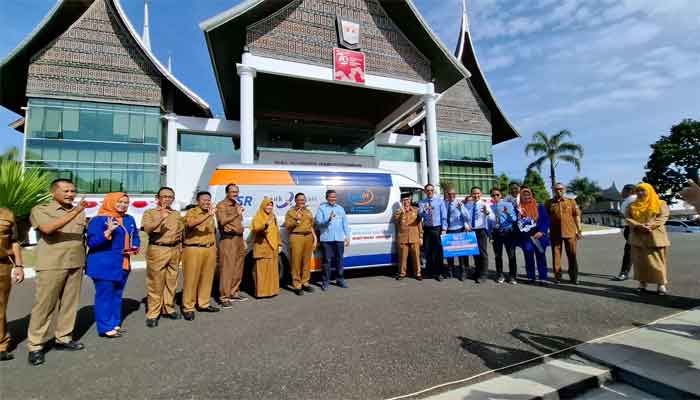 RSUD Bukittinggi Terima Bantuan Mobil dari CSR Bank Nagari 1 RSUD Bukittinggi Terima Bantuan Mobil dari CSR Bank Nagari