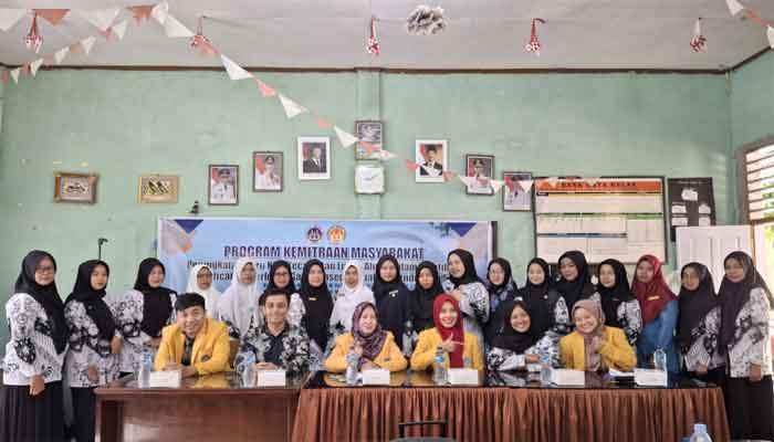 Tim PMKM UNP Beri Pelatihan Gamification Era Pendidikan 5.0 bagi Guru KKG Lubuk Alung
