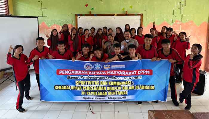 Tim Pengabdian Masyarakat UNP Berikan Pendidikan Karakter dalam Olahraga di Kepulauan Mentawai