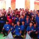 Menteri Sosial Saifullah Yusuf didampingi Kepala Sekolah Rakyat Terintegrasi 1 Cirebon Khaerunisa menyapa siswa Sekolah Rakyat di Kota Cirebon