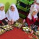 Pelajar Solok Selatan Nikmati Makan Bergizi Gratis