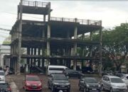 Bangunan 4 terbengkalai di belakang Kantor Guberrur Sumbar