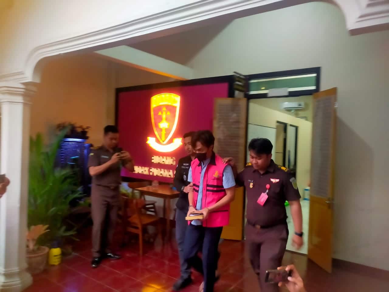 Kasus Korupsi Dam Kali Bentak: Kejari Blitar Tahan Anggota TP2ID Berinisial AMZ 1 IMG 20250925 WA0076