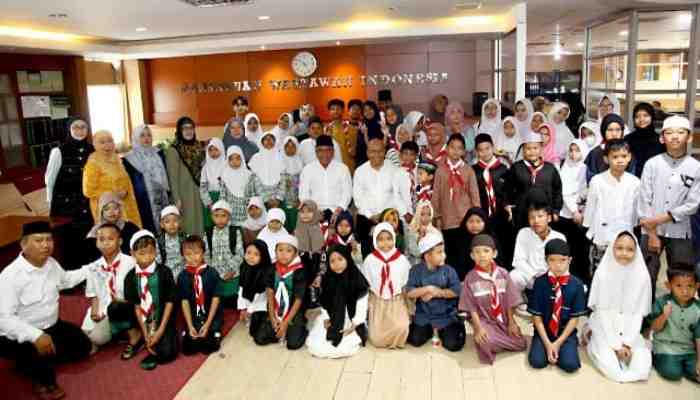 Kembali ke Lantai 4 Dewan Pers, PWI Gelar Tasyakuran bersama Anak Yatim Piatu