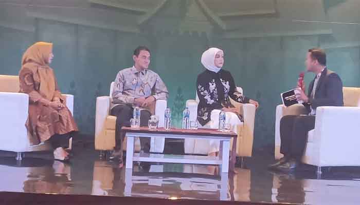 Kepala Labor GIBEI FEB UNP Tampil sebagai Narasumber di Talkshow SCF 2025 1 Talkshow Sumbar Creative Economy Festival (SCF) 2025