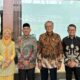 Bupati Limapuluh Kota, Safni Sikumbang dan Kadis PUPR Nono Syukri bersama Menteri PU