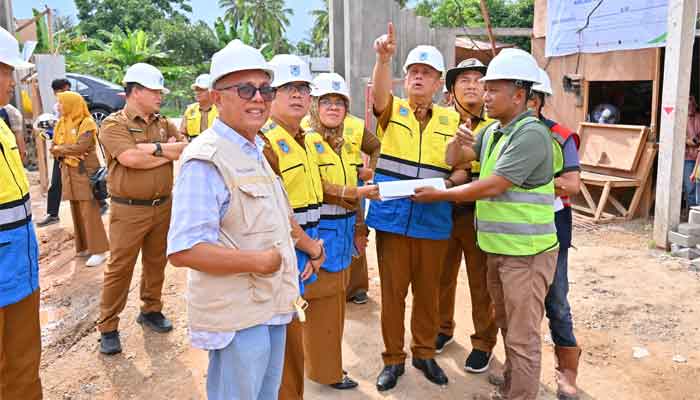 Tim Pembina dan Pengawasan Jasa Konstruksi Monitoring Pembangunan Puskesmas Parik Rantang 1 Tim Pembina dan Pengawasan Jasa Konstruksi Monitoring Pembangunan Puskesmas Parik Rantang