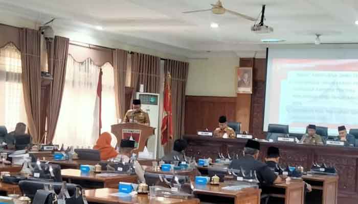 Wako Bukittinggi Hantarkan KUA PPAS APBD 2026