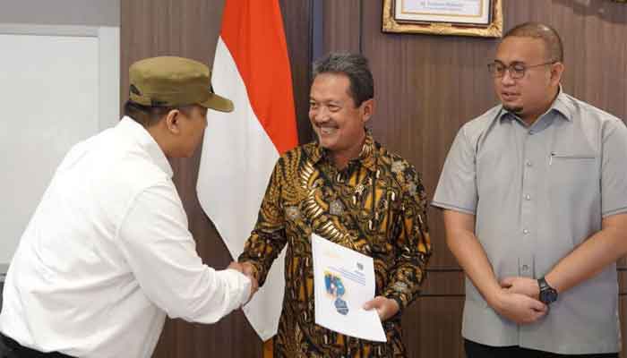 Wako Padang Panjang Serahkan Proposal Perikanan Berkelanjutan ke Menteri KKP
