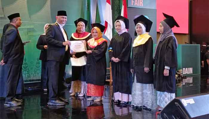 Gubernur Sumbar Hadiri Wisuda sekaligus Launching PLUZI Academy Batch V