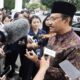 Mensos, Saifullah Yusuf (Gus Ipul) berikan keterangan kepada wartawan usai Rapat Terbatas di Istana Negara