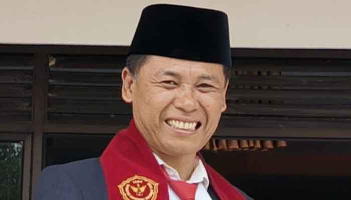 Billy Guntala Raih Gelar Sarjana Hukum di UMMY Solok 2 Syafliwardi