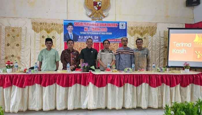 Anggota DPRD Sumbar, Ali Muda Sosialisasikan Perda Ketenagakerjaan di Jorong Bunuik Raya, Nagari Bunuik, Kecamatan Kinali, Pasbar
