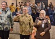 Wakajati Kepri, Irene Putrie dalam Bimtek Kemenhub di Batam