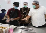 Tinjau Dapur SPPG, Bupati Bintan Pastikan Menu MBG Sesuai Standar Gizi 14 Bupati Bintan, Roby Kurniawan tinjau Dapur SPPG di Kelurahan Tanjung Uban Selatan