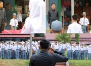 Jadi Pembina Upacara di SMK Negeri 2 Sijunjung, David Rinaldo Dorong Siswa Kuasai Kompetensi 9 Kepala Dinas Nakertrans David Rinaldo Jadi Pembina Upacara di SMK Negeri 2 Sijunjung.