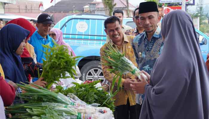 Gerakan Pangan Murah di Masjid Taqwa Muhammadiyah Padang Panjang