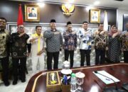 Menteri Sosial Ajak Bupati Bintan Dirikan Sekolah Rakyat