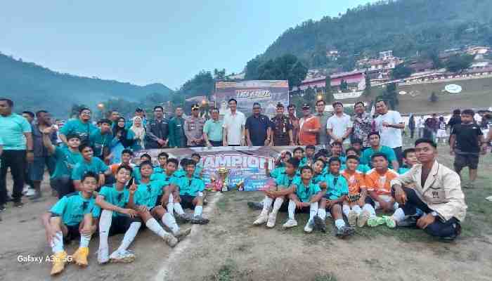 MTsN 2 Juarai Liga Askot PSSI Sawahlunto, Dedi Wandra: Kita akan Berikan Uang Pembinaan