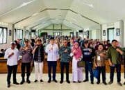 Ade Rezki Pratama Sosialisasikan Program Makan Bergizi Gratis di Sungai Pua Agam 13 Anggota DPR RI, Ade Rezki Pratama, perwakilan Badan Gizi Nasional (BGN) Ade Tyas