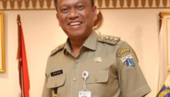 Walikota Jakarta Timur Munjirin Raih Penghargaan Jakarta Youth Award 2025