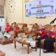 Wawako Elzadaswarman memberikan sambutan dalam pemberian Bantuan Sosial leh Indo Jalito dan LKKS Kota Payakumbuh