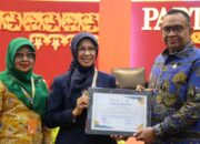 Konferensi PAPTEKINDO 2025 di UNP, Wamenaker Tegaskan Pentingnya Transformasi Ekosistem Pelatihan Vokasi 10 Wamenaker Afriansyah Noor dalam Konferensi PAPTEKINDO 2025 di UNP