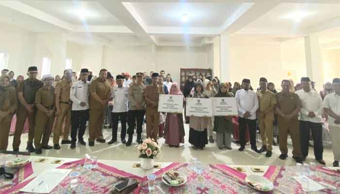 Pemko dan Baznas Bukittinggi Salurkan Zakat Tahap 3