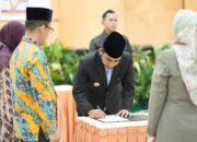 Wako Solok Lantik 160 Pejabat Eselon III dan IV