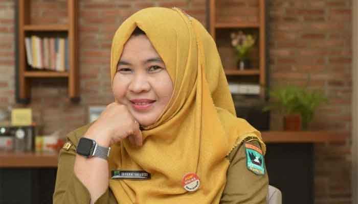 Sekretaris Bappeda Sumbar, Winny Sayori