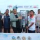 Bupati Bintan, Roby Kurniawan serahkan hadiah Turnamen Sepakbola Desa Kelong Cup VI kepada Excheel FC, sebagai Juara I