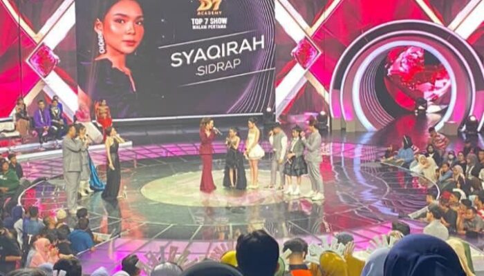 Top 7 D’Academy 7: Andi Syaqirah Tampilkan Kualitas Vokal Matang di Usia 14 Tahun