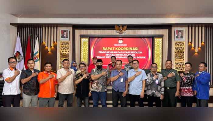 Mutakhirkan Data, KPU Way Kanan Gelar Rapat Koordinasi dengan Partai Politik 1 KPU Way Kanan Gelar Rapat Koordinasi dengan Partai politik