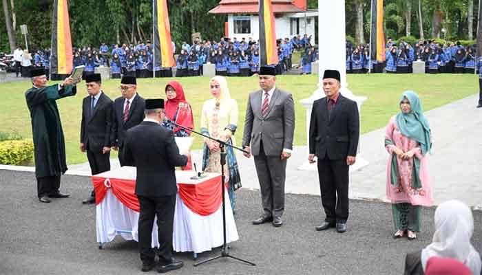 Wako Ramlan Nurmatias lantik 7 Pejabat Eselon II Pemko Bukittinggi