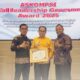 Sekda Kota Solok, Desmon terima Penghargaan Terbaik Nasional Vision Digital Award 2025