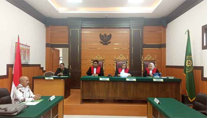 Ketika Mantan Bupati Dipanggil Pengadilan: Menyoal Tanggung Jawab Moral dan Hutang Rp3,2 Miliar yang Tak Kunjung Selesai 1 Suasana Sidang Pengadilan Negeri Pulau Punjung