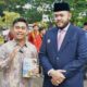 Thayyibal Syafiq bersama Wali Kota Padang, Fadly Amran