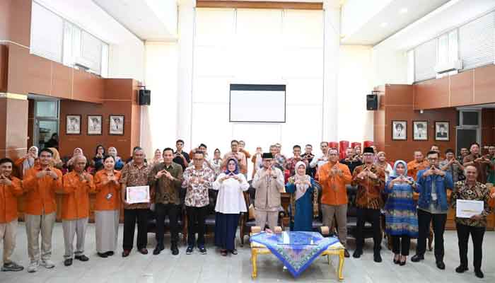 Wawako Bukittinggi Buka Sosialisasi Sensus Ekonomi 2026, Abdi Gunawan: Dilaksanakan Setiap 10 Tahun Sekali 1 Wawako Bukittinggi Buka Sosialisasi Sensus Ekonomi 2026