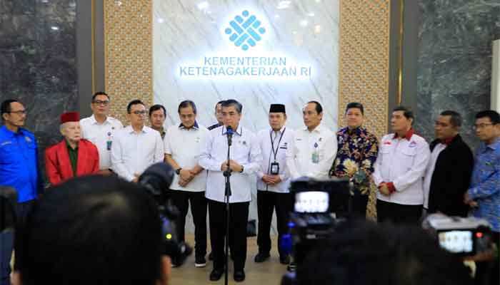 Peluncuran kanal 'Lapor Menaker' di Ruang Tridharma, Gedung Kemnaker, Jakarta