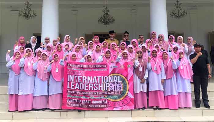 Gubernur Sumbar Terima Kunjungan Peserta Program Pertukaran Pelajar Antarbangsa PPIM Perhubungan Terengganu