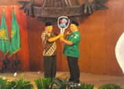 Guntur Wahono Serahkan Mobil Operasional untuk PC Ansor Kabupaten Blitar