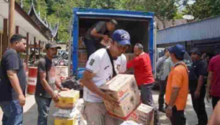 Pemkab Dharmasraya di lokasi terdampak bencana