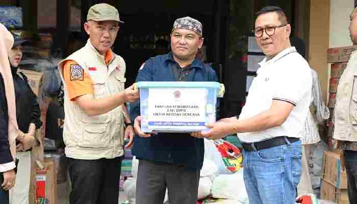 Wako Bukittinggi Pimpin Tim Peduli Bencana Tembus Malalak dan Padang Pariaman Antarkan Bantuan 1 Wako Bukittinggi Pimpin Tim Peduli Bencana Tembus Malalak dan Padang Pariaman Antarkan Bantuan