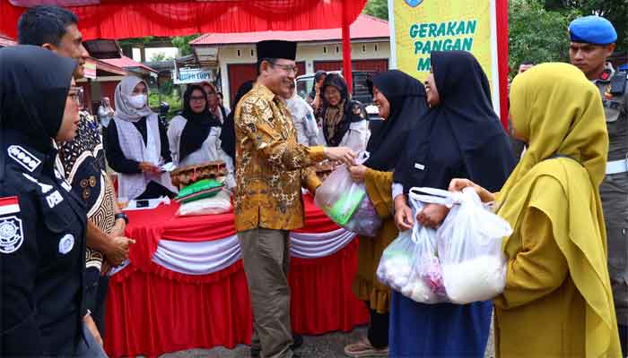 Pemko Payakumbuh Gelar Pangan Murah di Pasar Rakyat Padang Kaduduak