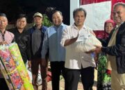 UNP Salurkan Bantuan 50 Paket Sembako untuk Warga Nagari Koto Sani Solok