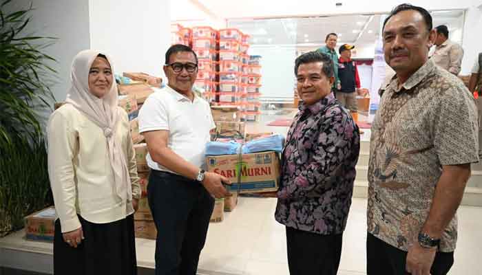 Wako Bukittinggi, Ramlan Nurmatias temui Bupati Agam, Benni Warlis Usai Salurkan Bantuan ke Palembayan