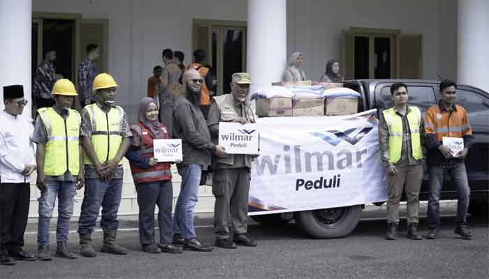 Wilmar Serahkan 6 Ton Bantuan untuk Korban Bencana di Sumbar